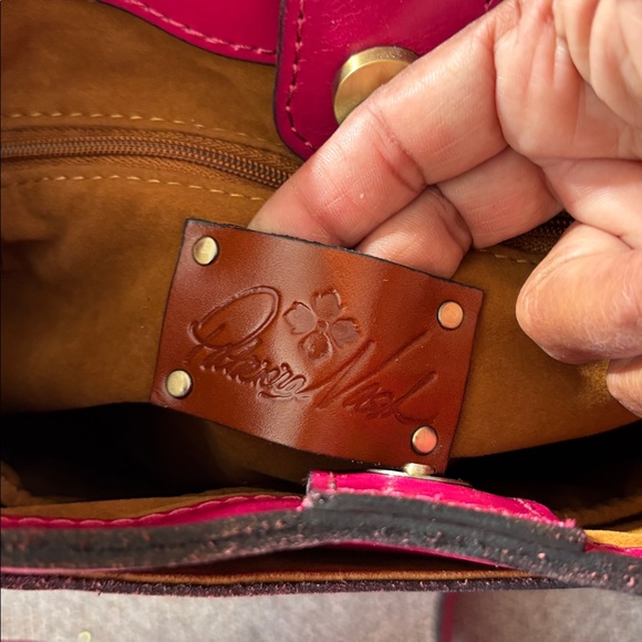 Patricia Nash Fuchsia Leather Crossbody Bag - Picture 6 of 16